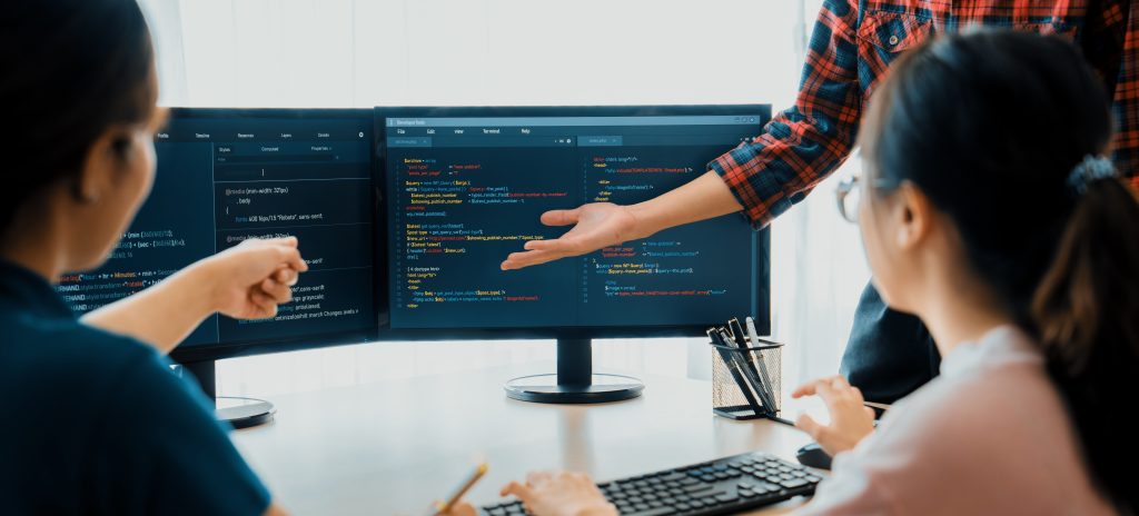 Full-stack engineer coordinating simultaneous frontend visual scripts and backend architecture routines for high-speed web apps.